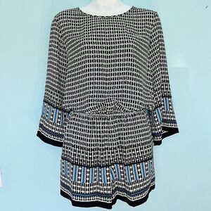 Max Studio Sz S Womens Black Blue White Floral Romper Pockets Tie Zipper 0773